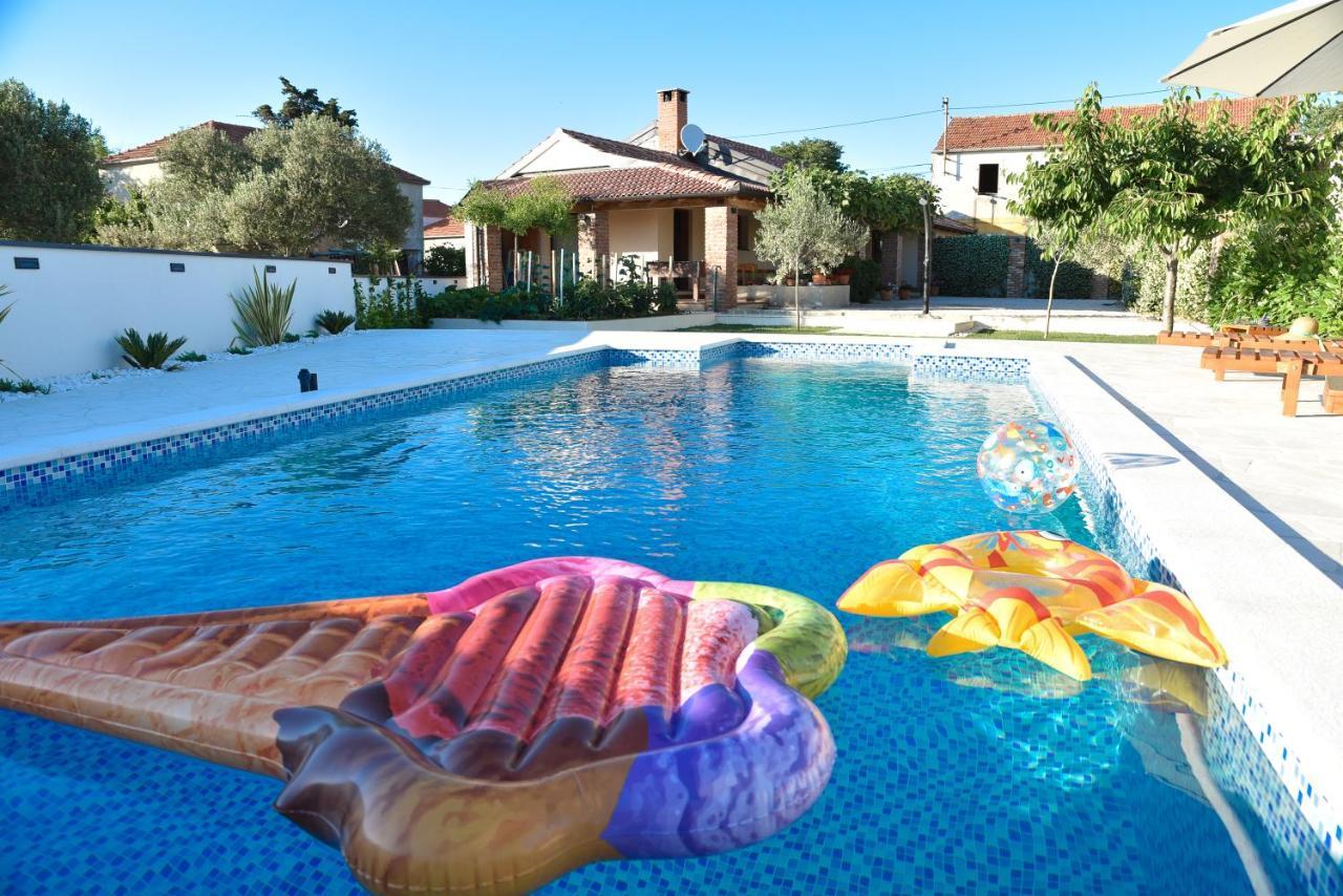Villa Navita Augustinus With Pool Debeljak 외부 사진
